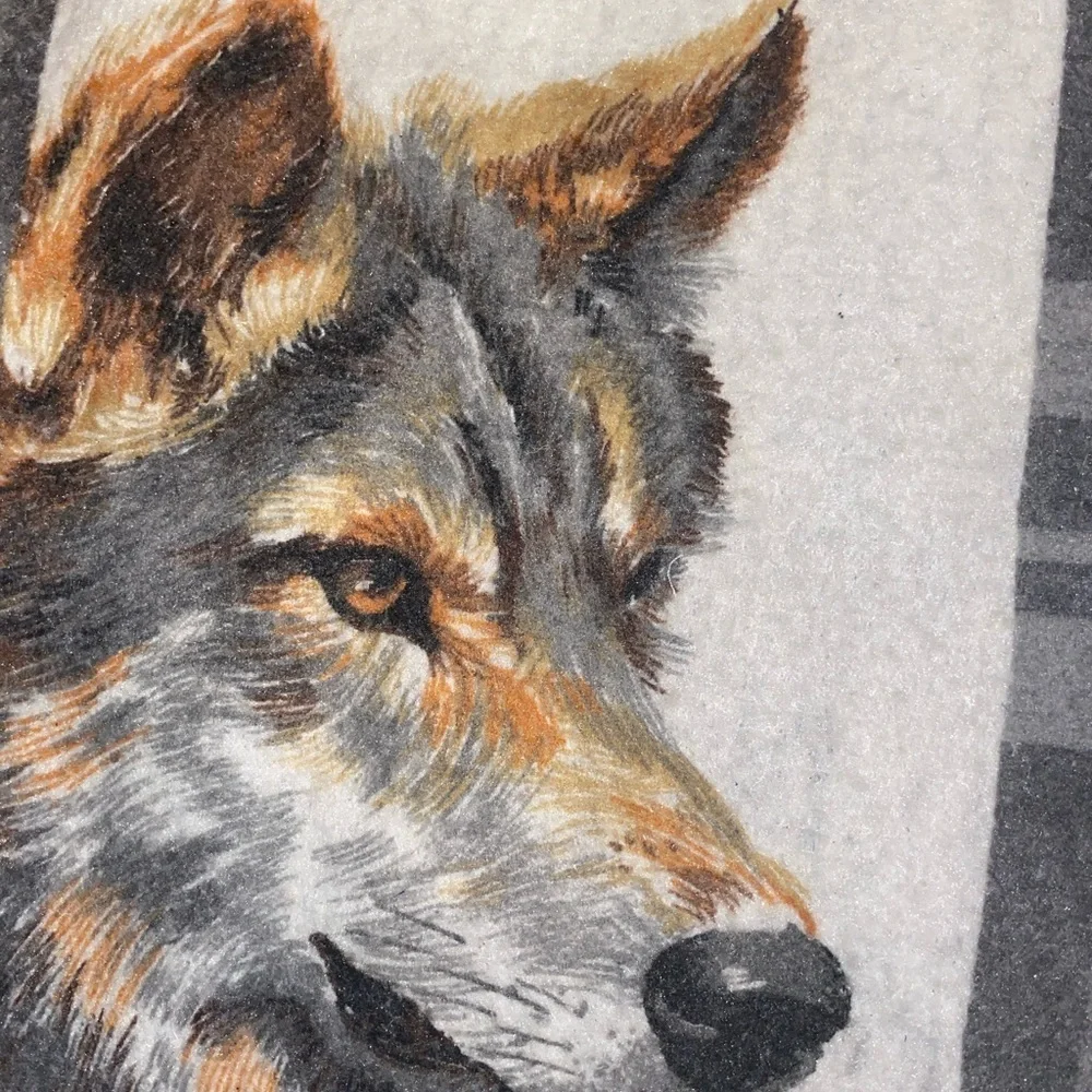 Vintage Rare Gray Plaid Animal Blanket Cabincore farmhouse bears wolves deer